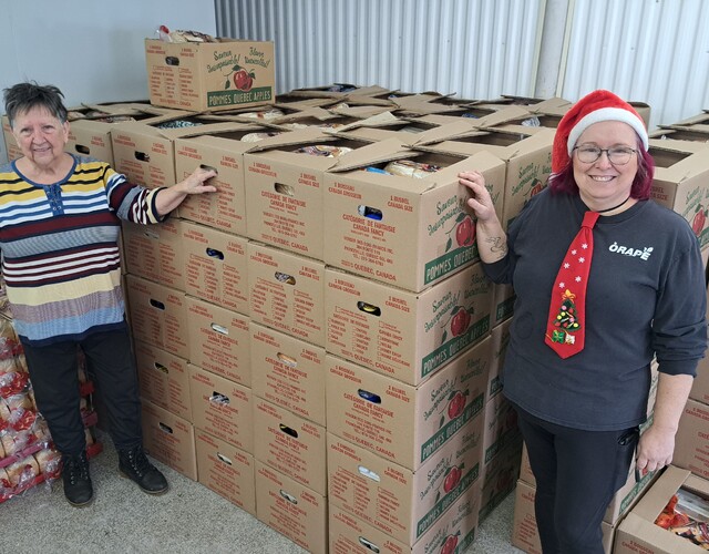 Mission accomplie pour ORAPÉ et l'Oeuvre du Partage de Plessisville 180 paniers de Noël distribués